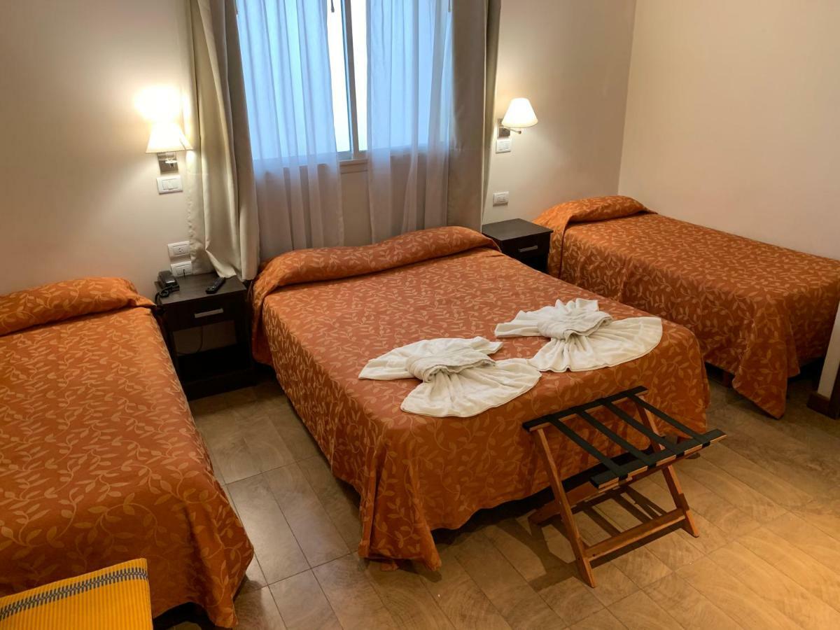 Hotel Select Mar del Plata Kültér fotó